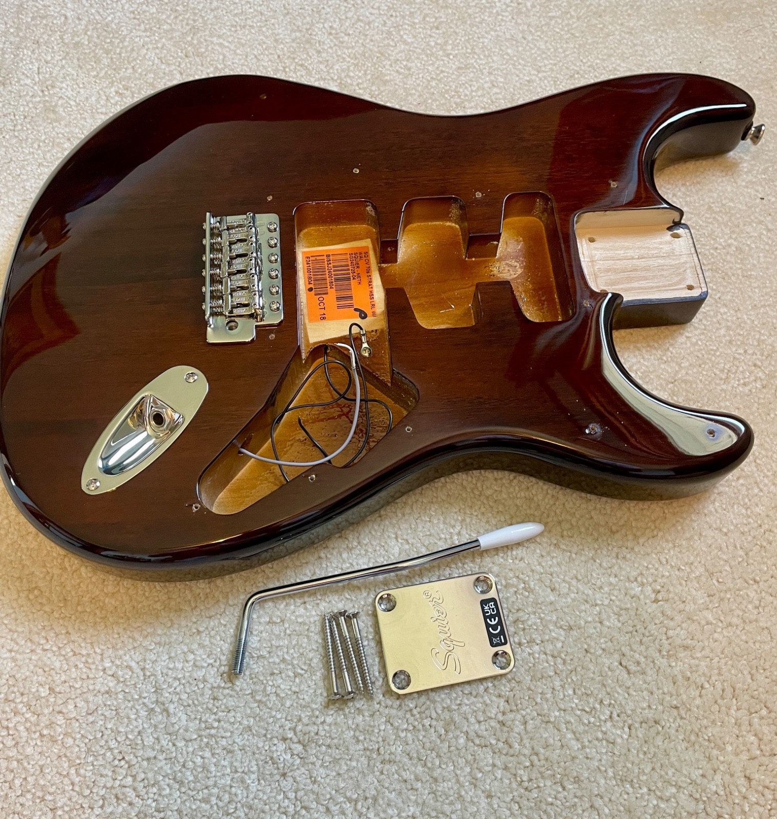 Fender Squier Stratocaster Classic Vibe 70’s Body with Hardware Walnut HSS