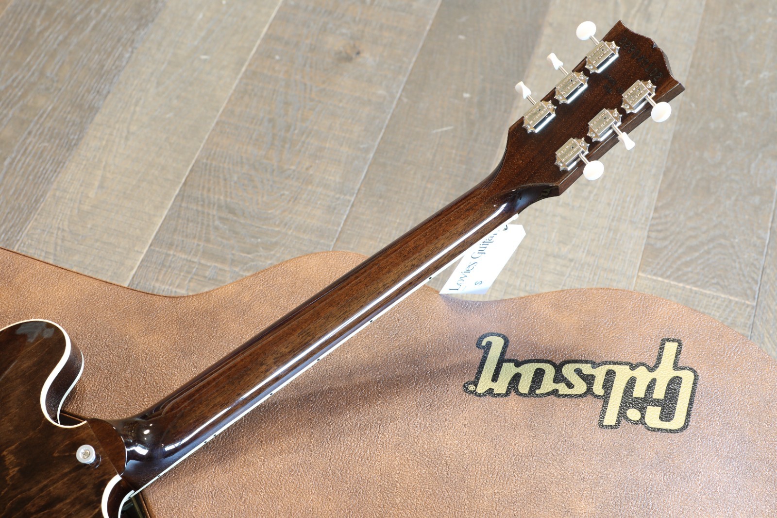 Unplayed! 2024 Gibson ES-330 Semi-Hollow Electric Guitar Vintage Sunburst + OHSC