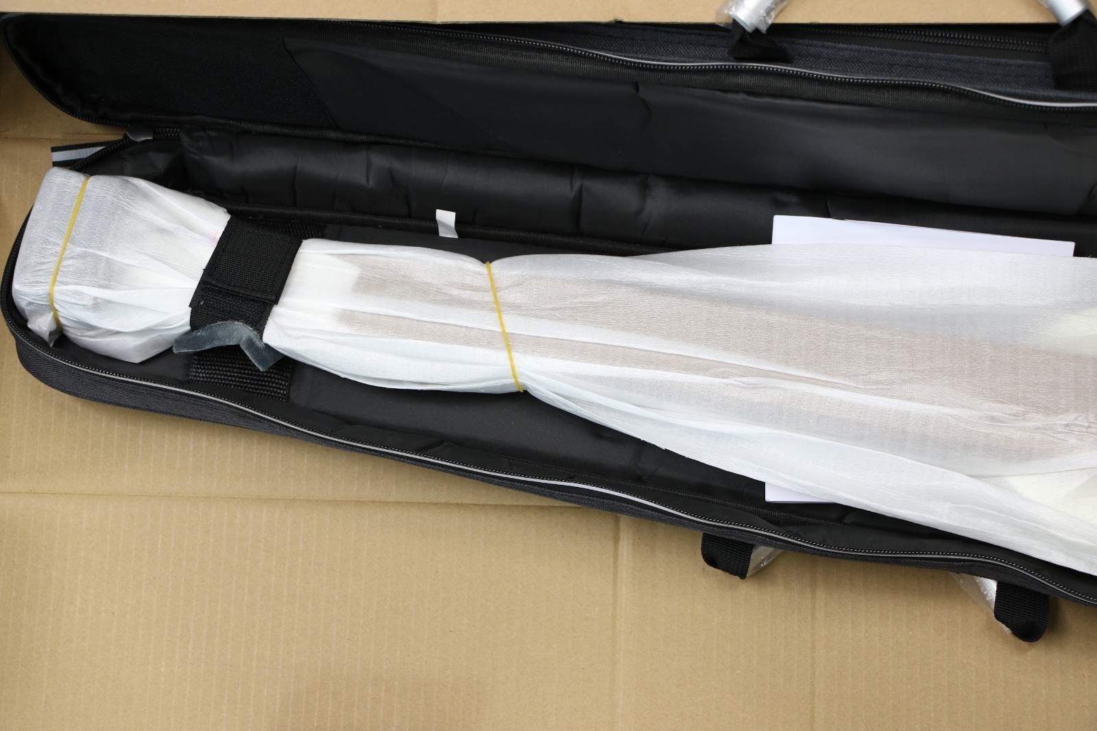 Donner HUSH X PRO Electric Guitar W/ Box – White