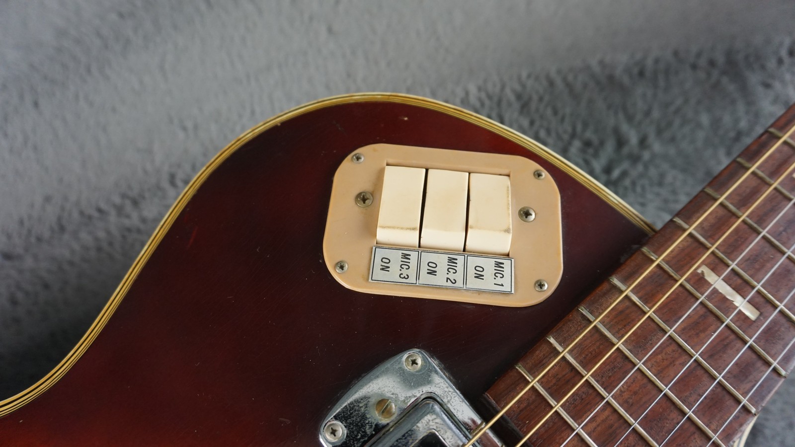 Teisco EP-17 1960s – Tobacco Burst