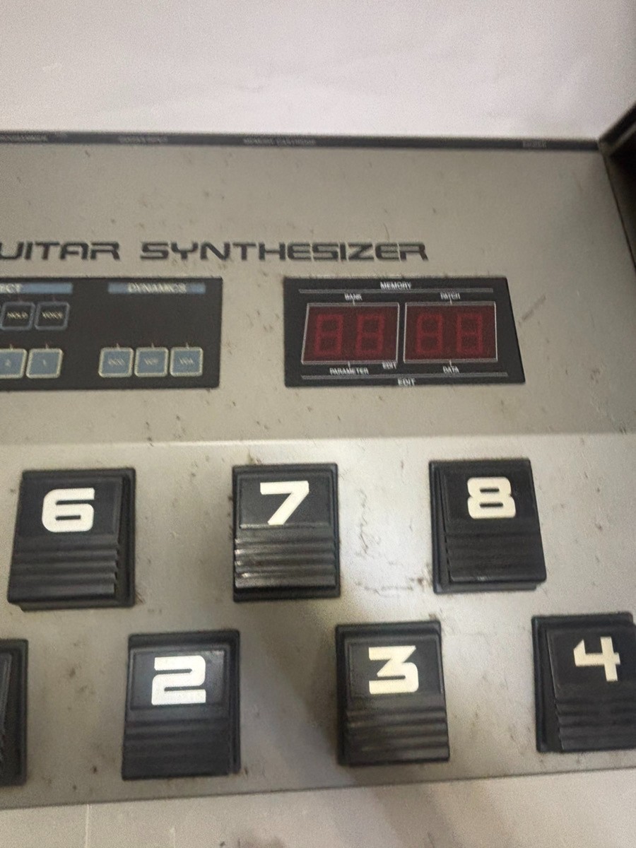 Roland GR700 Guitar Synthesizer Tested item Vintage Floor Controller Japan