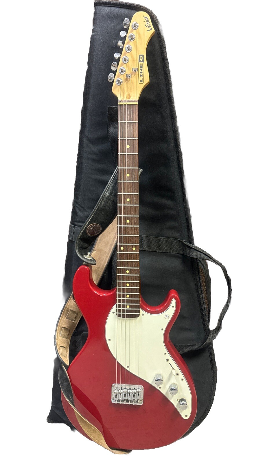 Line 6 Variax 300 Modeling Guitar – Red