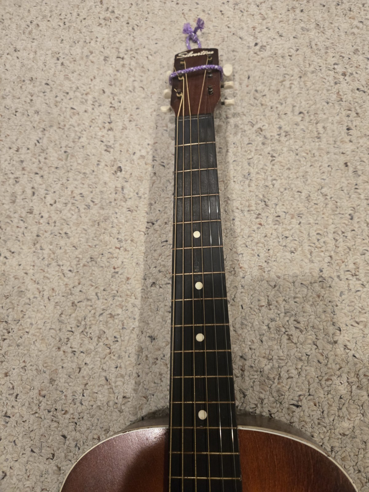 SILVERTONE acustic Guitar