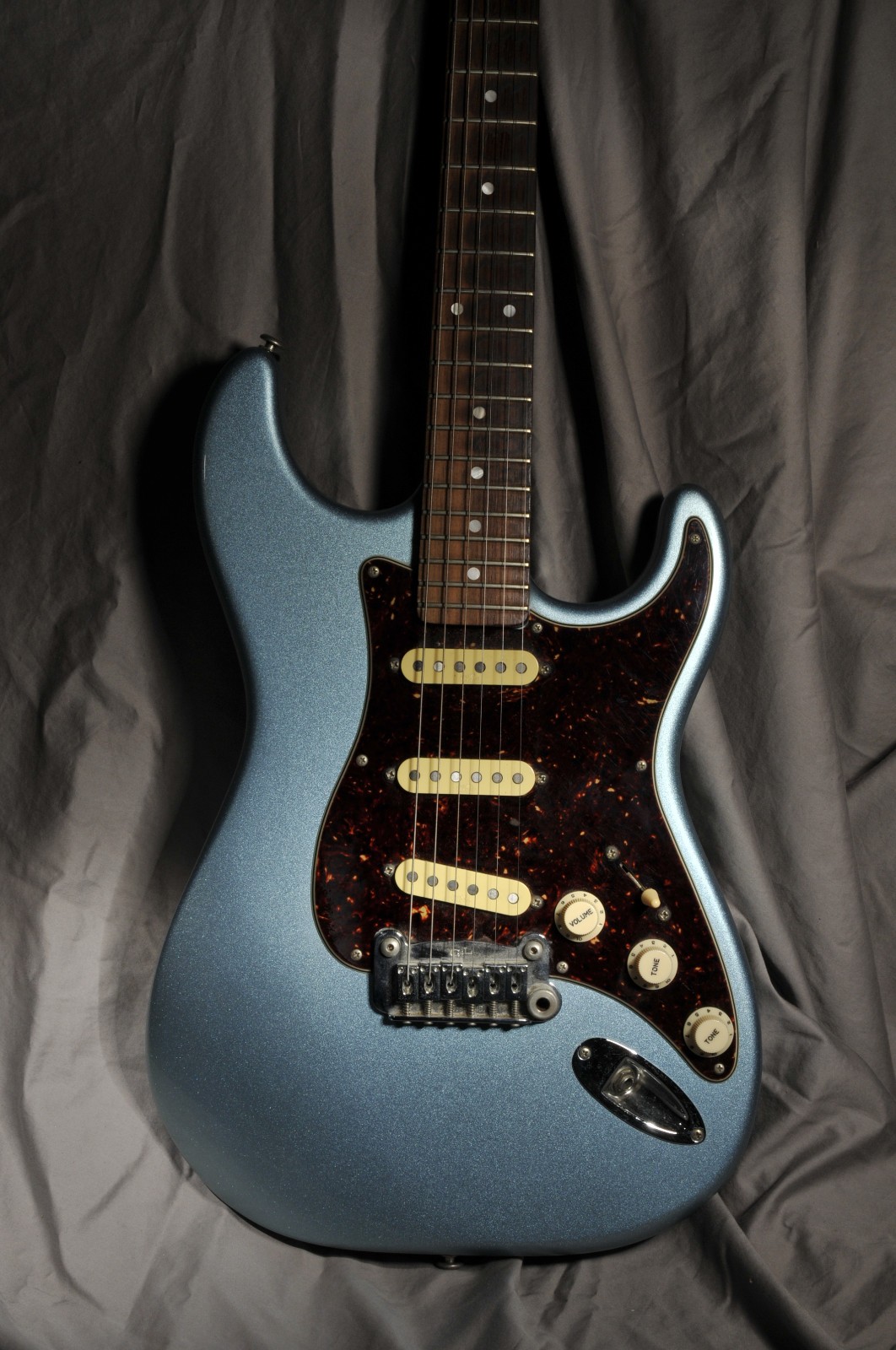 G&L Legacy (1997-8)