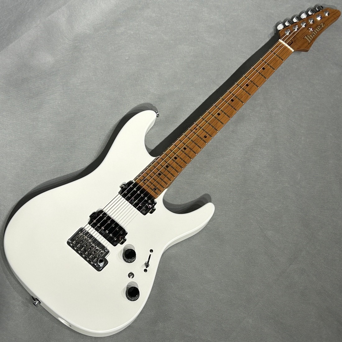Ibanez Az2402 Pwf Pearl White Flat Approx. 3.2Kg Made In Japan Prestige