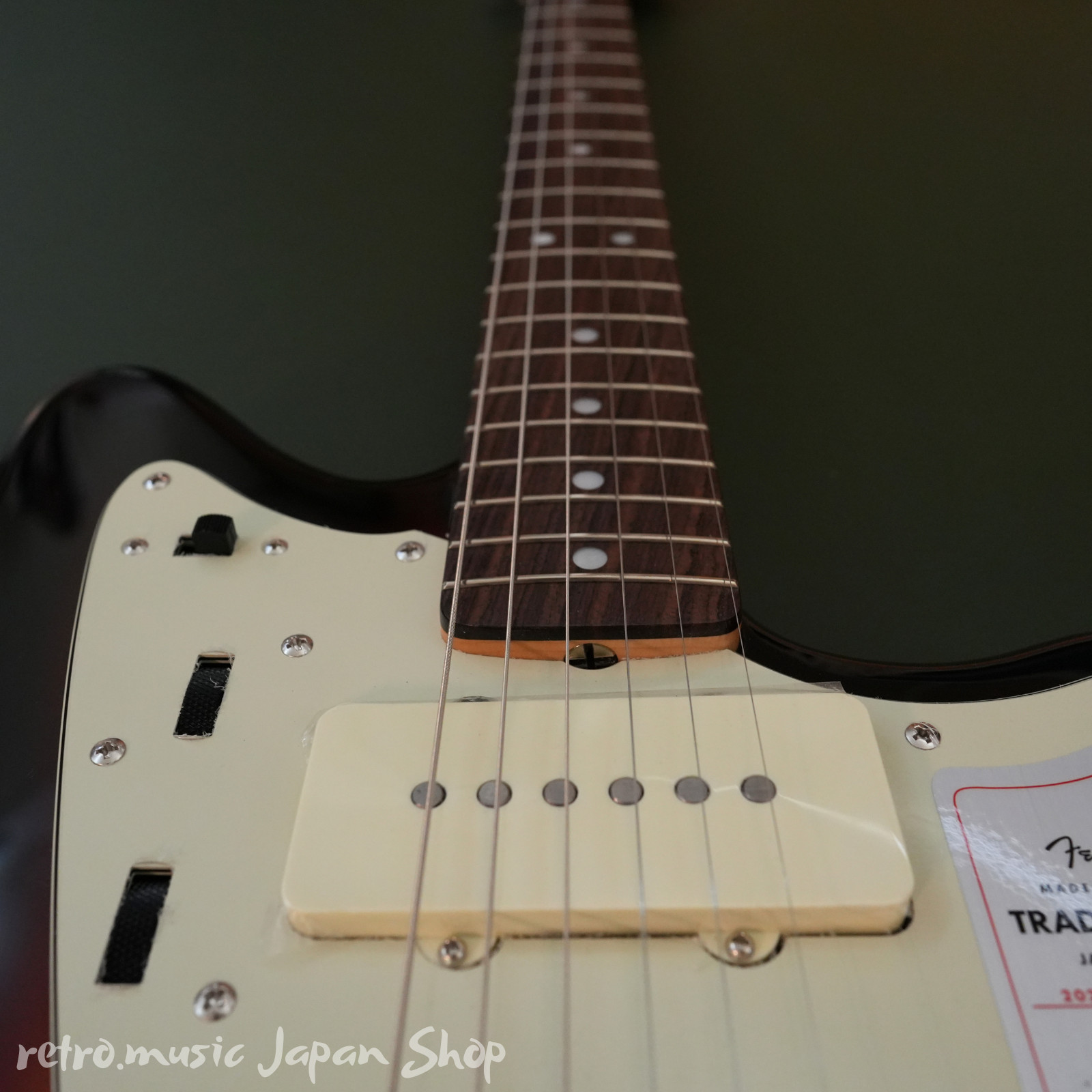 Fender Traditional 2025 60s Jazzmaster Competition 3-Color Sunburst Aged Natural