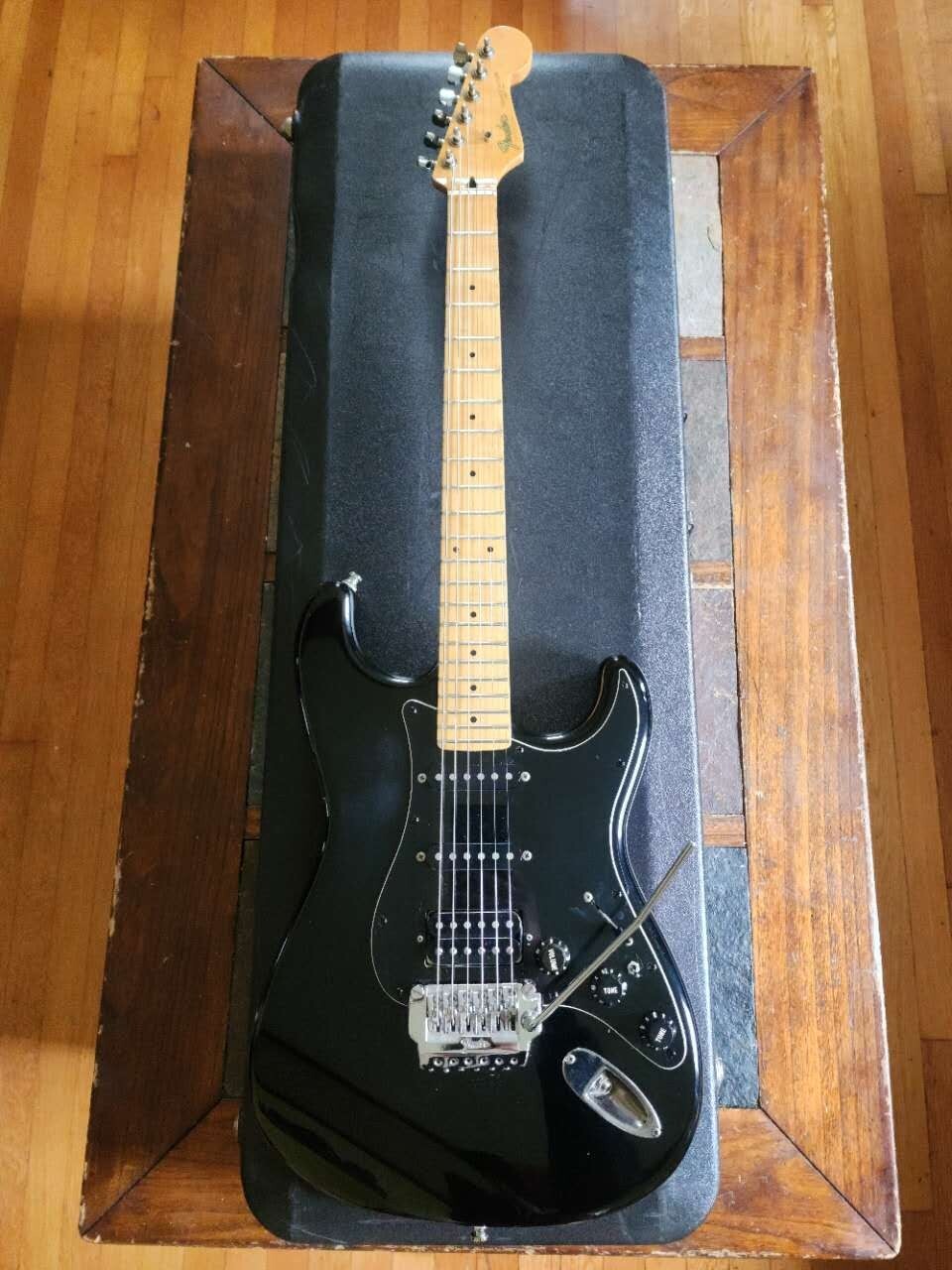 Fender Contemporary strat HSS vintage MIJ w/hsc 1984-87 – blk
