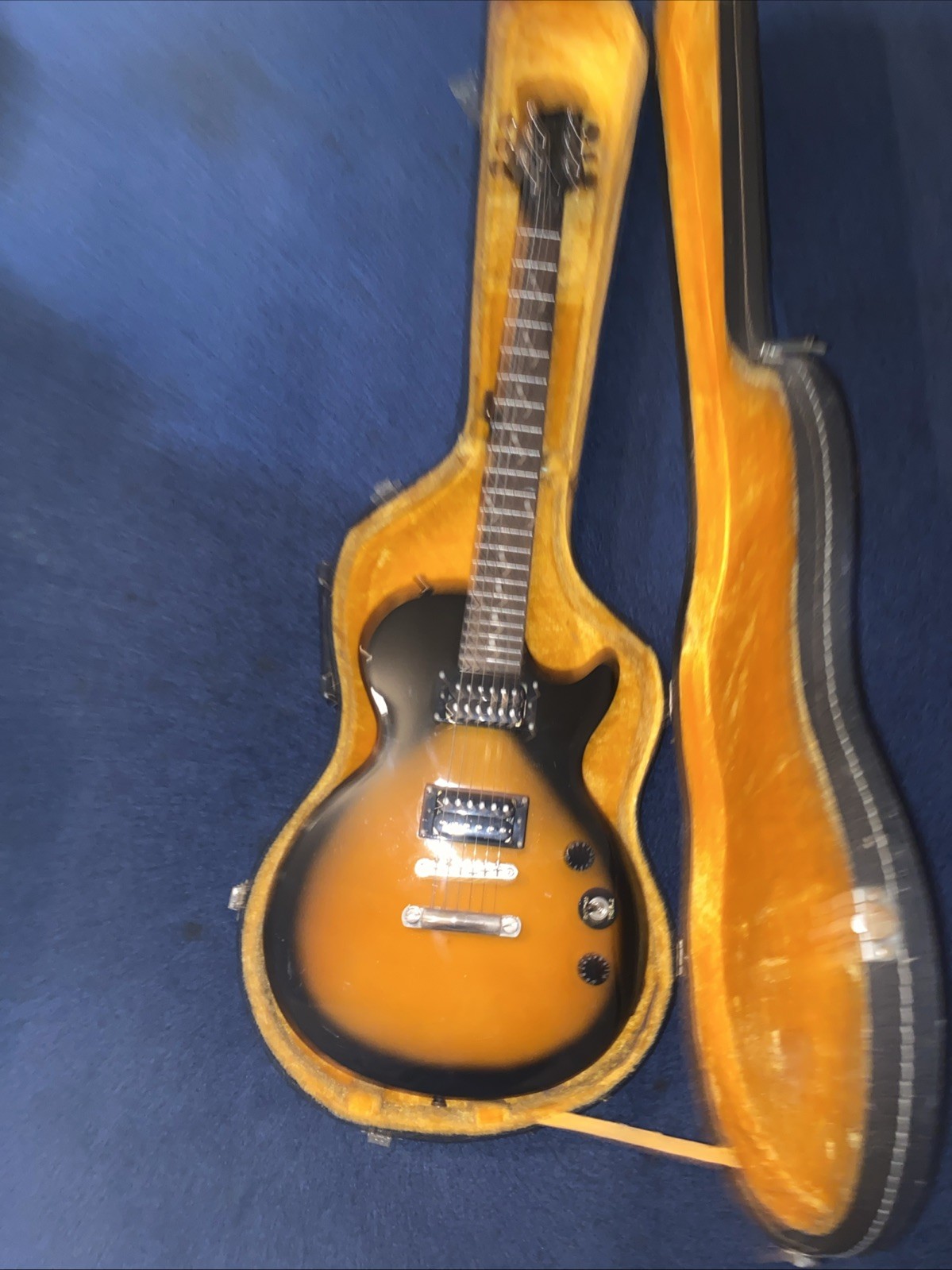 2008 Epiphone Special Model – Special Model II RH Electric Guitar SunBurst