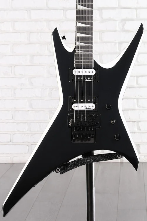 Jackson JS32 Warrior – Black with White Bevels