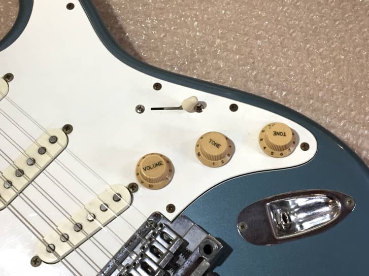 TOKAI SPRINGY SOUND ST Electric Guitar Safe Packing!