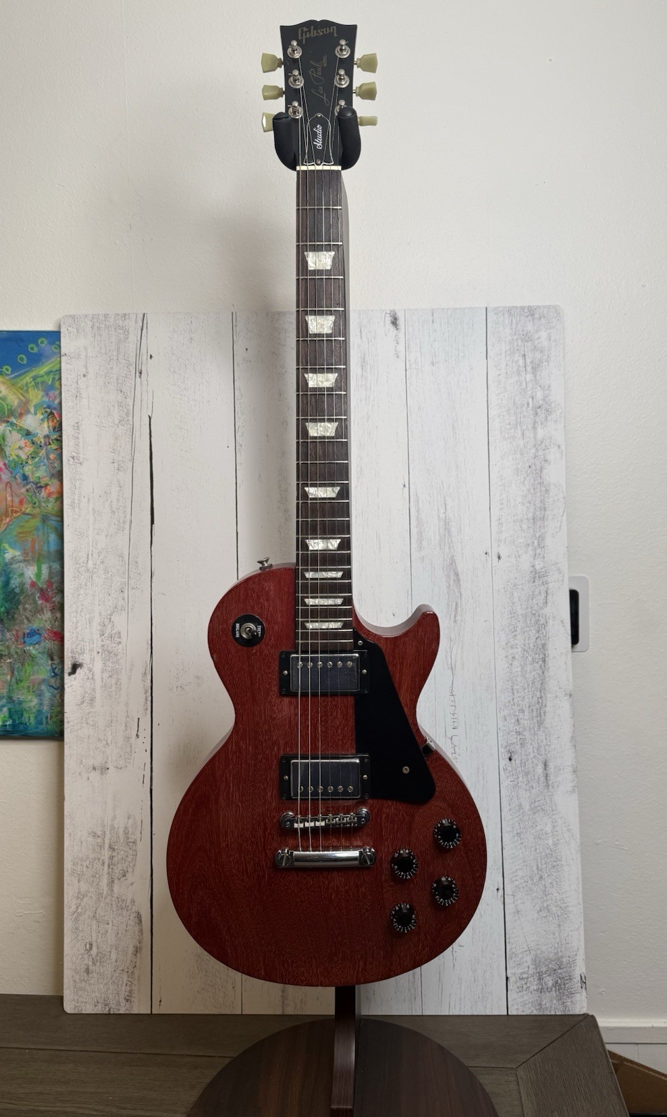 Gibson Les Paul Studio Worn Cherry 2004 With TKL Case