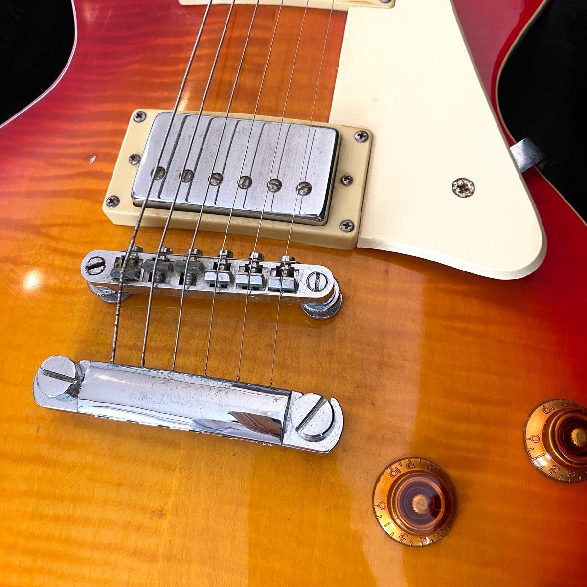 Royal road color Epiphone Les Paul Standard Cherry Sunburst Electric Guitar