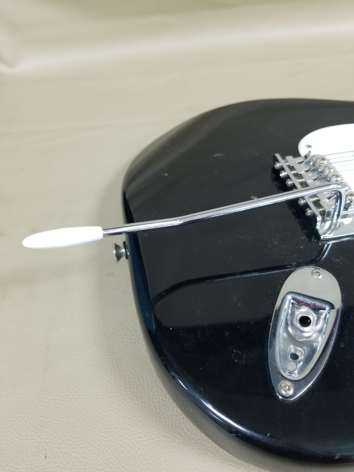 Squier Strat Electric Guitar WORKS! READ!