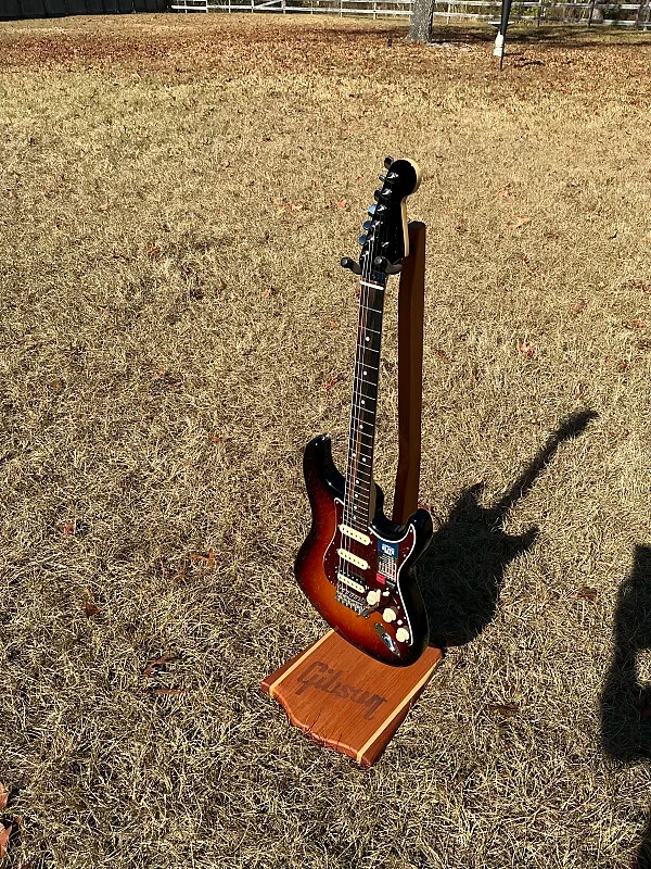 Fender American Ultra Luxe Elite Professional Stratocaster 2010’s – Sunburst