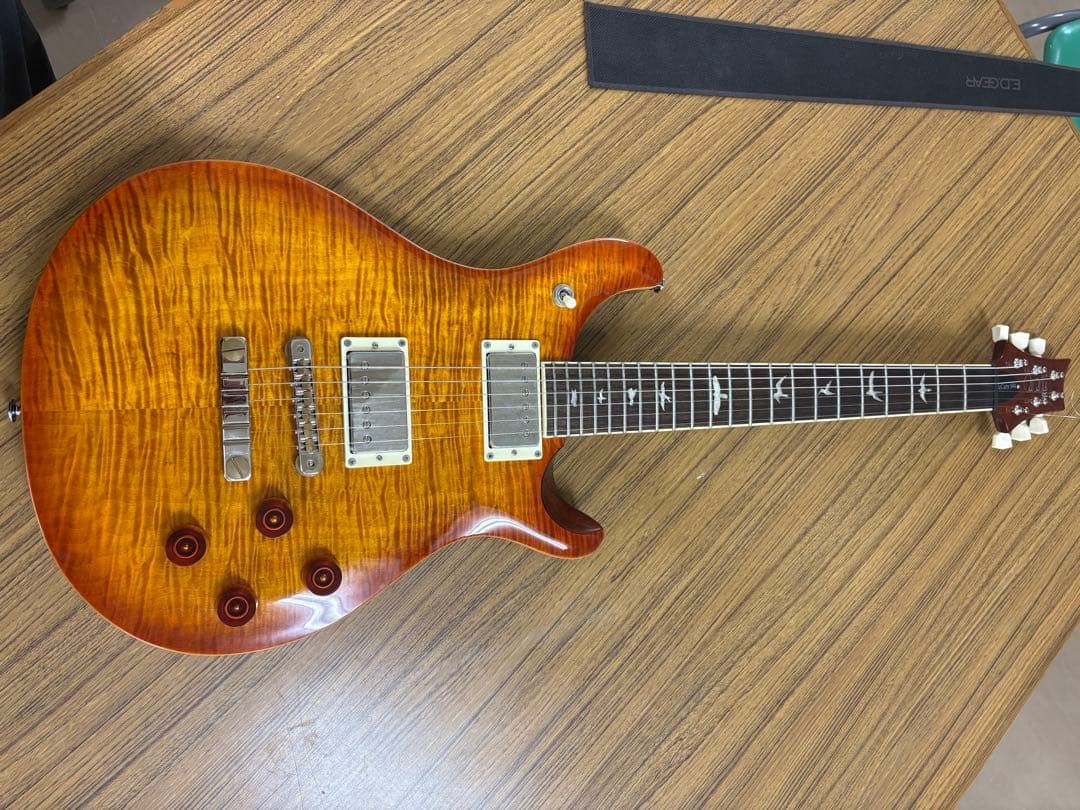 PRS SE McCarty 594 only now!! ︎ Safe packing!