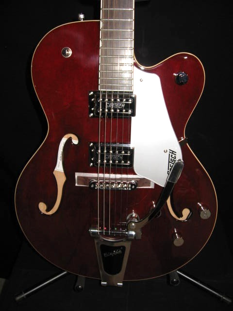 GRETSCH G5120 WALNUT 2011 MINT W/BLACK HARDSHELL CASE #709-2