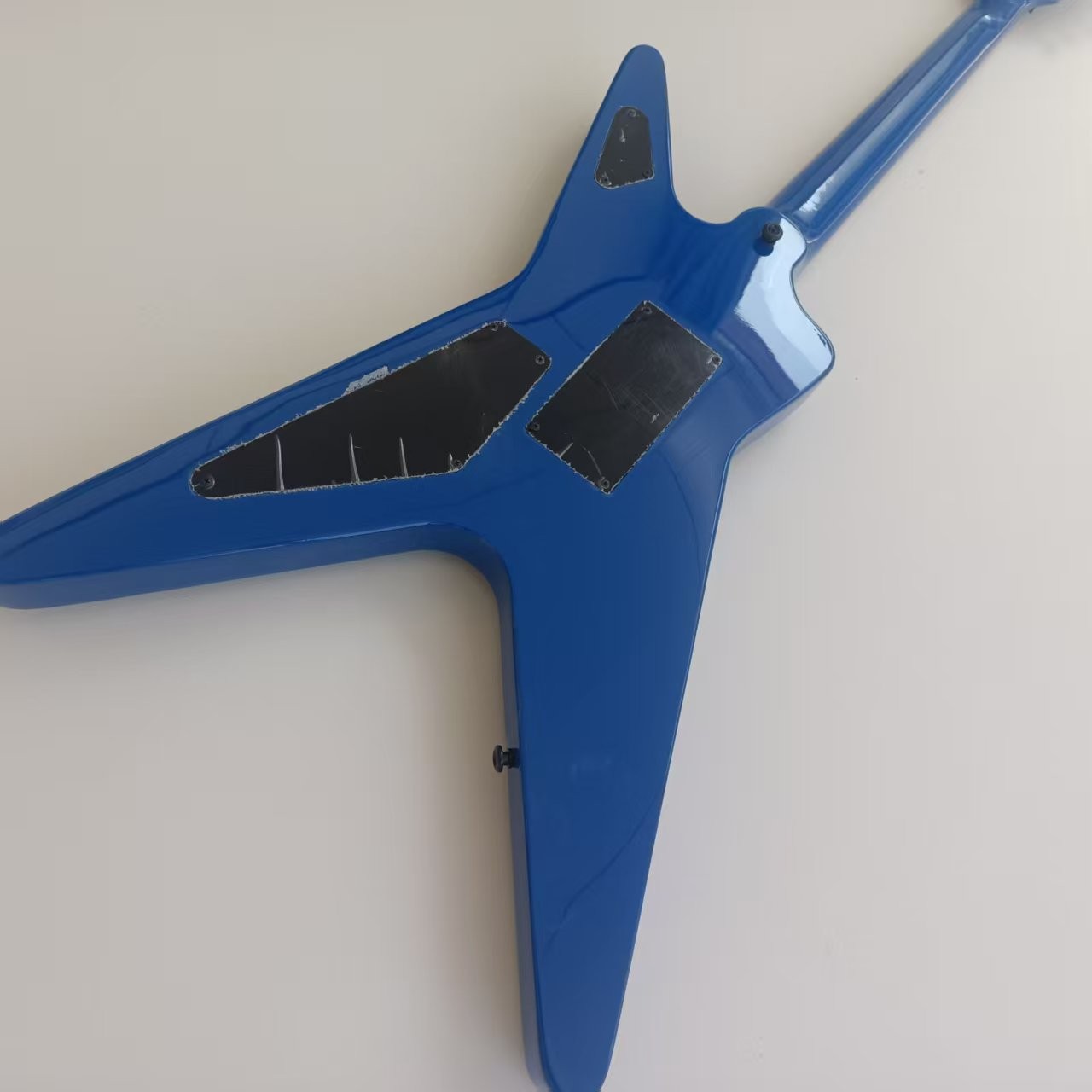 Run Lightning Bolt Blue 22 Frets Electric Guitar Mahogany Body Black Hardware