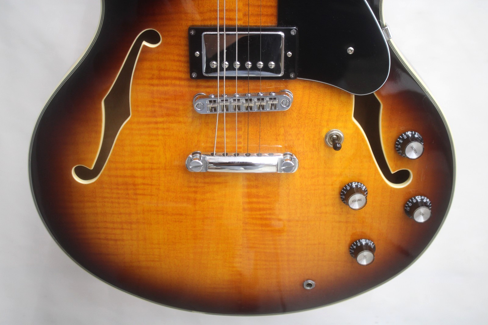 Sire Larry Carlton H7 VS Semi-Acoustic Electric Guitar Sunburst Finish (Outlet)