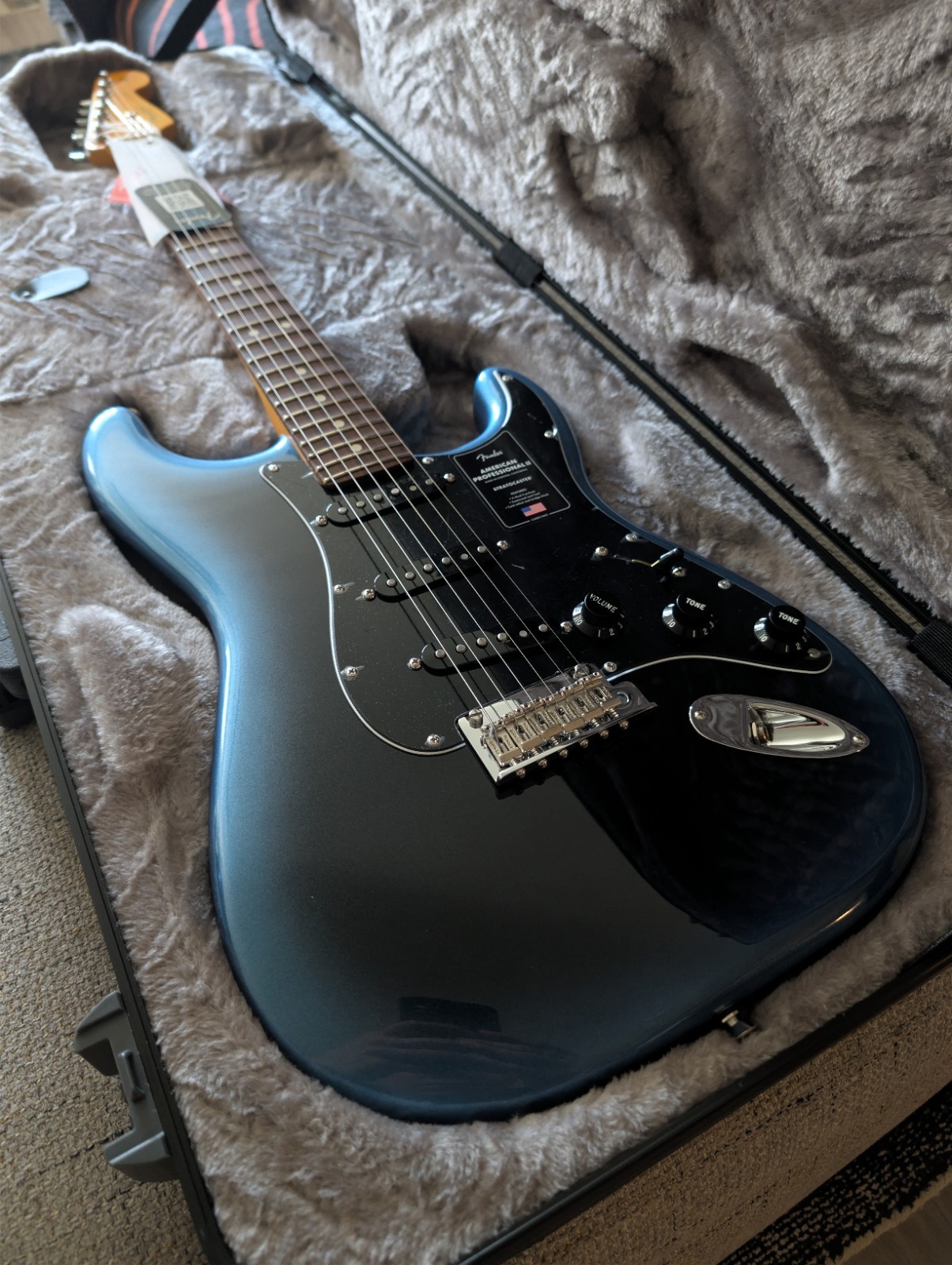 Fender American Professional II Stratocaster Guitar – Dark Night, Rosewood