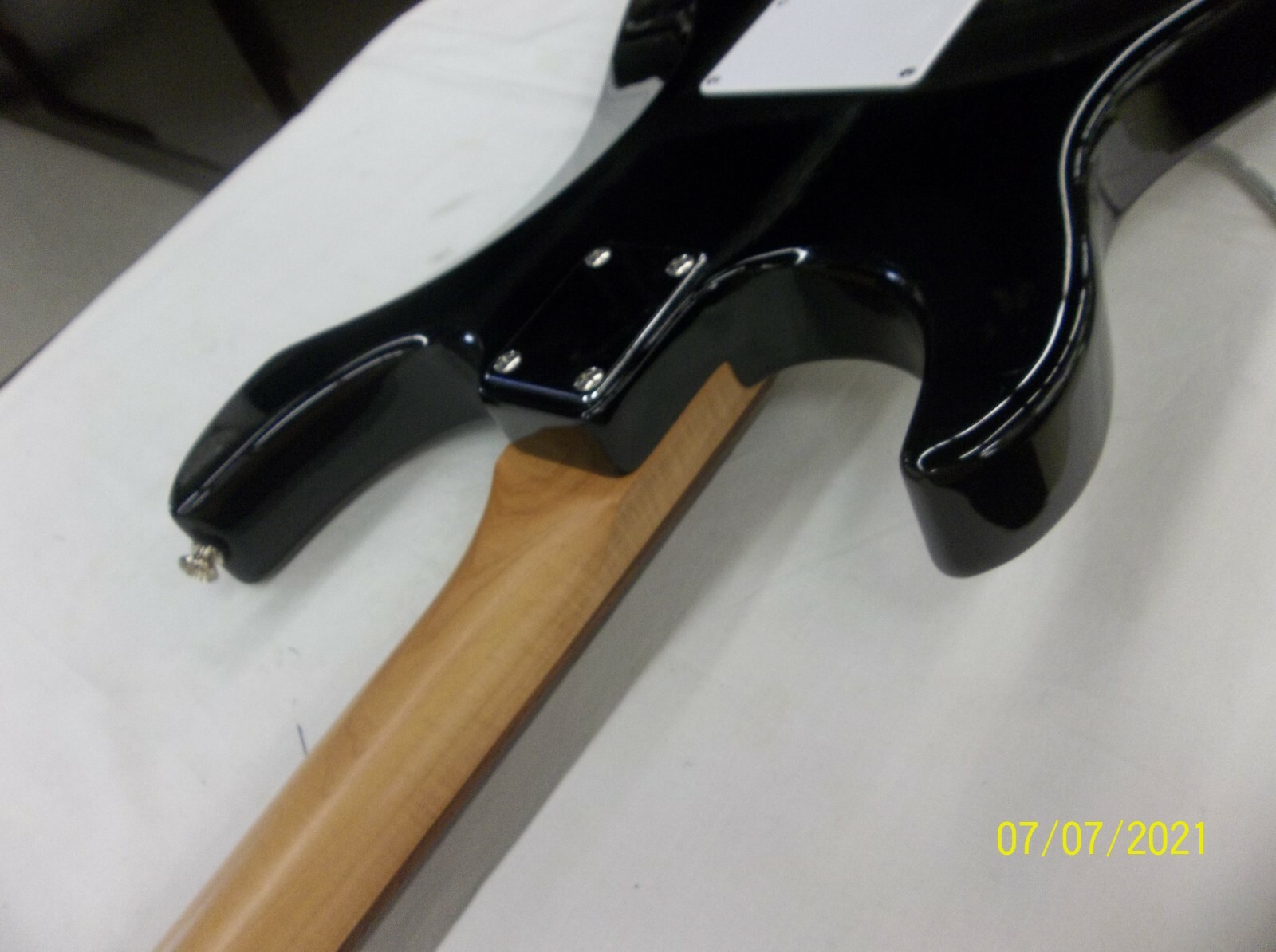 YAMAHA Pacifica PAC112J Electric Guitar BLACK WITH GIG BAG