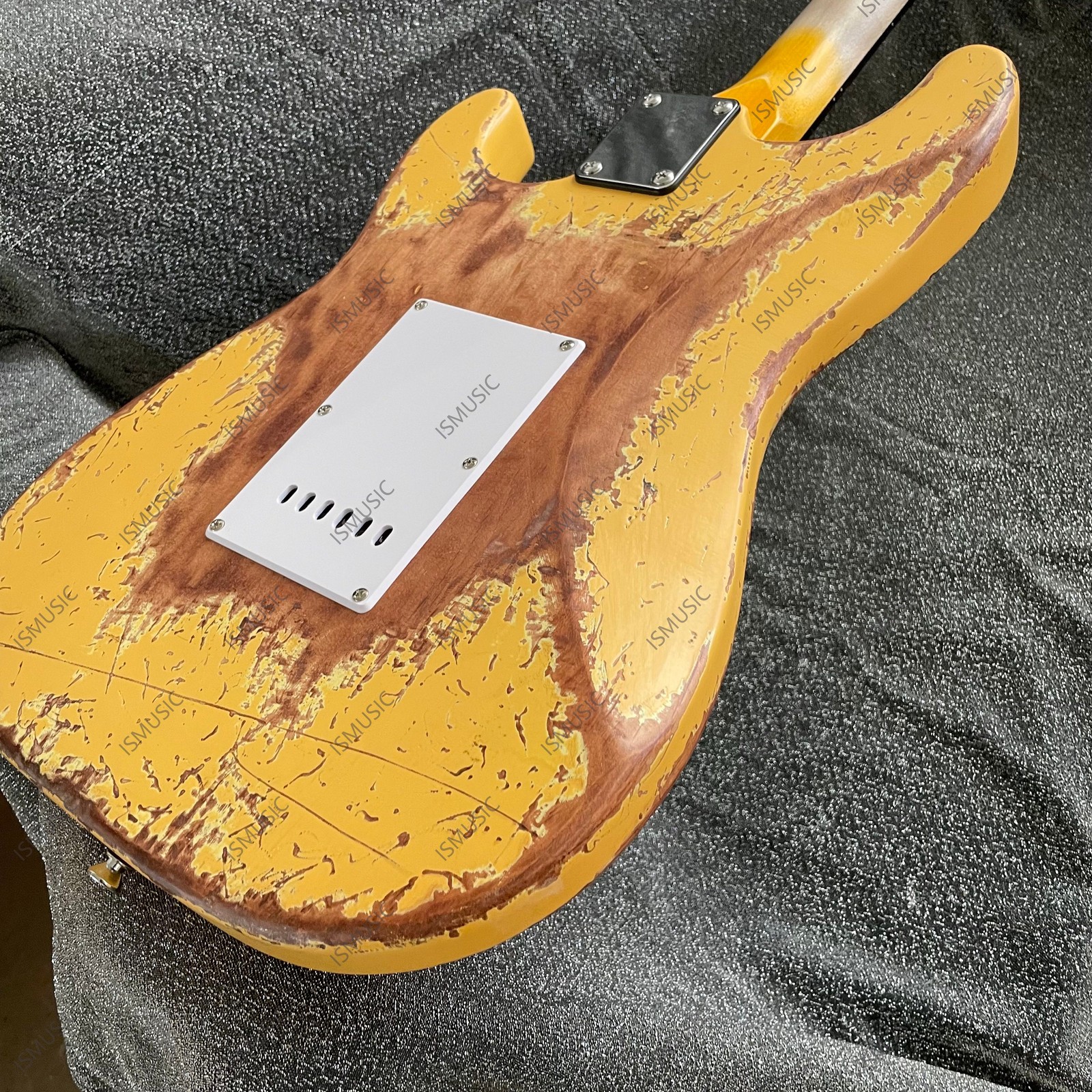 Aged Solid Body Electric Guitar Bone Nut Stainles Steel Rounded Fret Edge Yellow