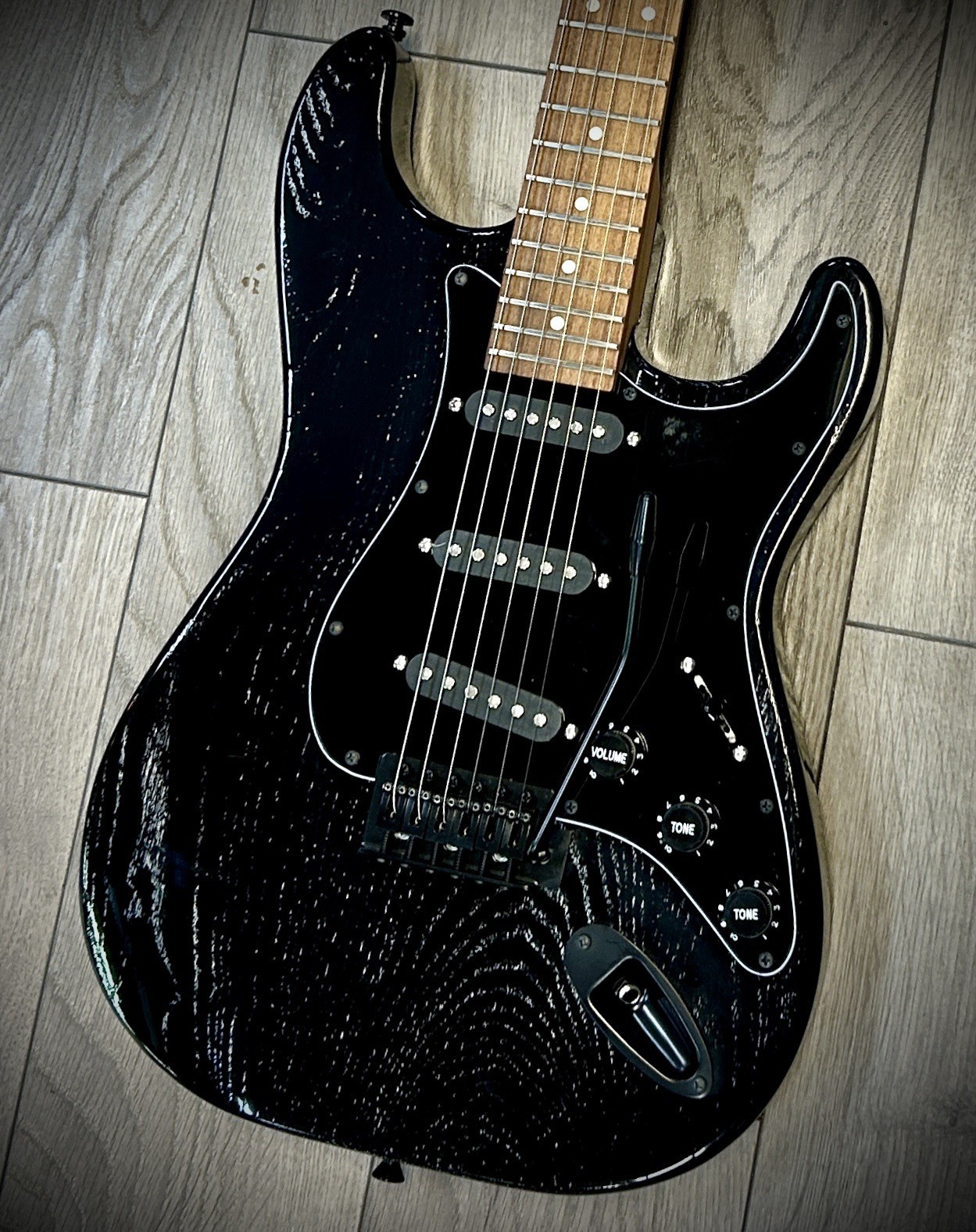 Rafferty Storm Rider Electric Guitar