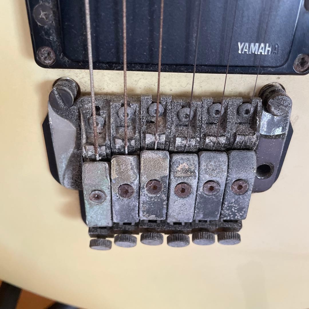 YAMAHA RGX 820J Electric Guitar USED