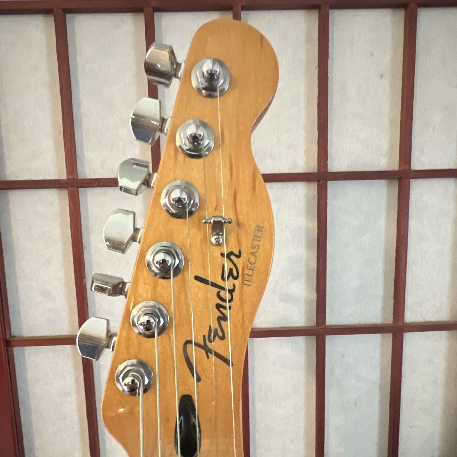 Fender Player Plus Telecaster 2024 Beige Maple Neck/Fretboard 6-String RH