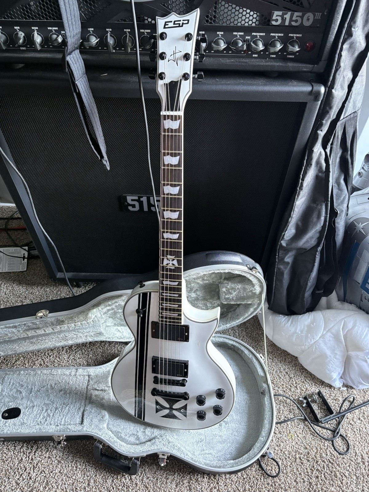 ESP KH-2 Signature White Solid Body 6-String Electric Guitar w/ Hard Case