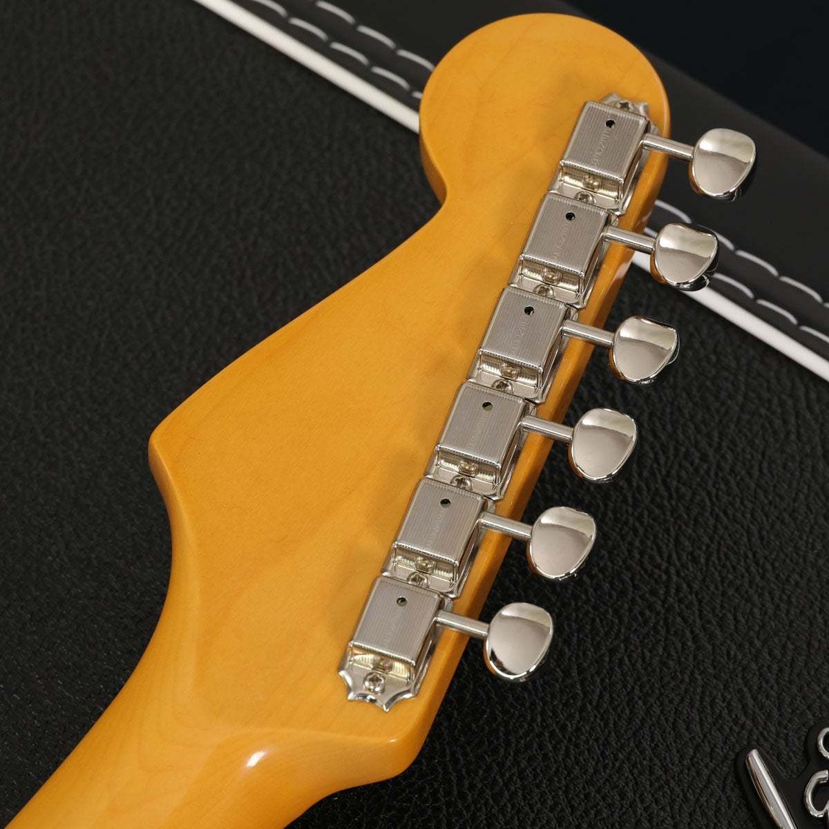 Fender American Vintage II 1965 Stratocaster Round-Lam Rosewood Sonic Blue (with