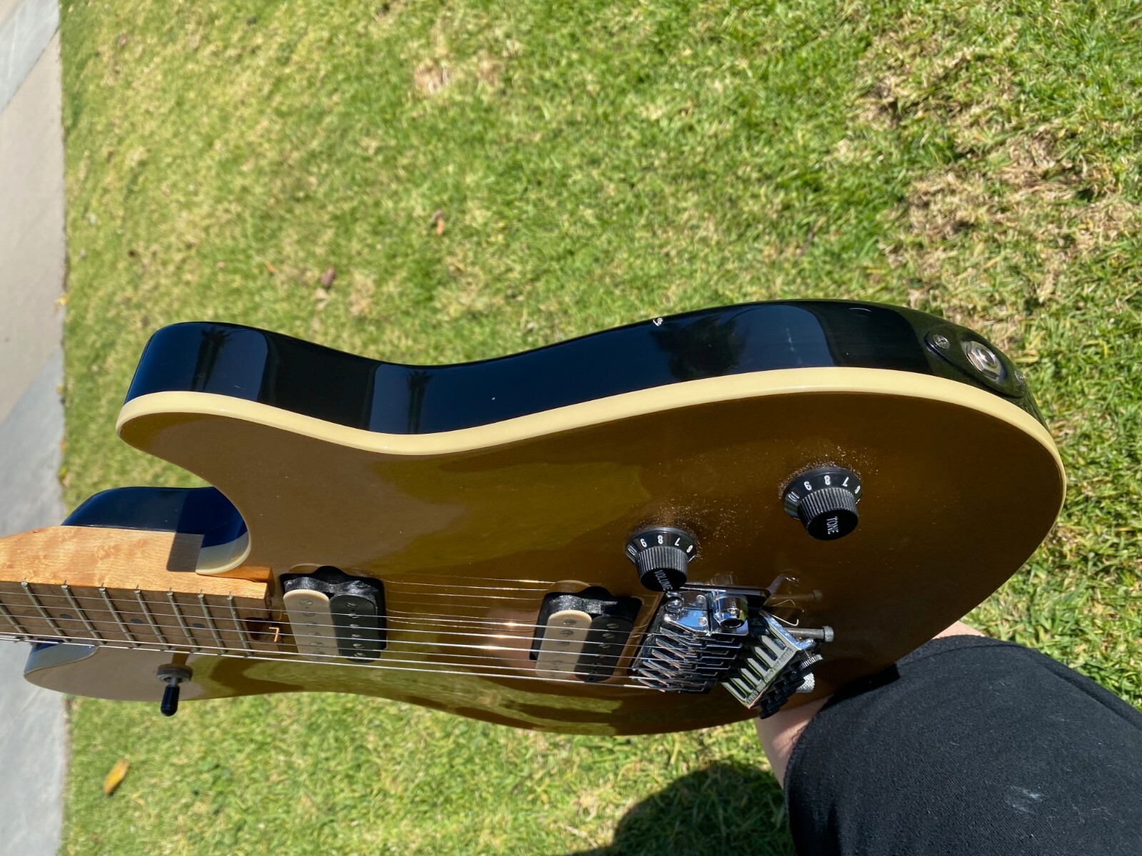 1998 – 1999 Peavey EVH USA Wolfgang Standard Patent Pending Goldtop Floyd Rose