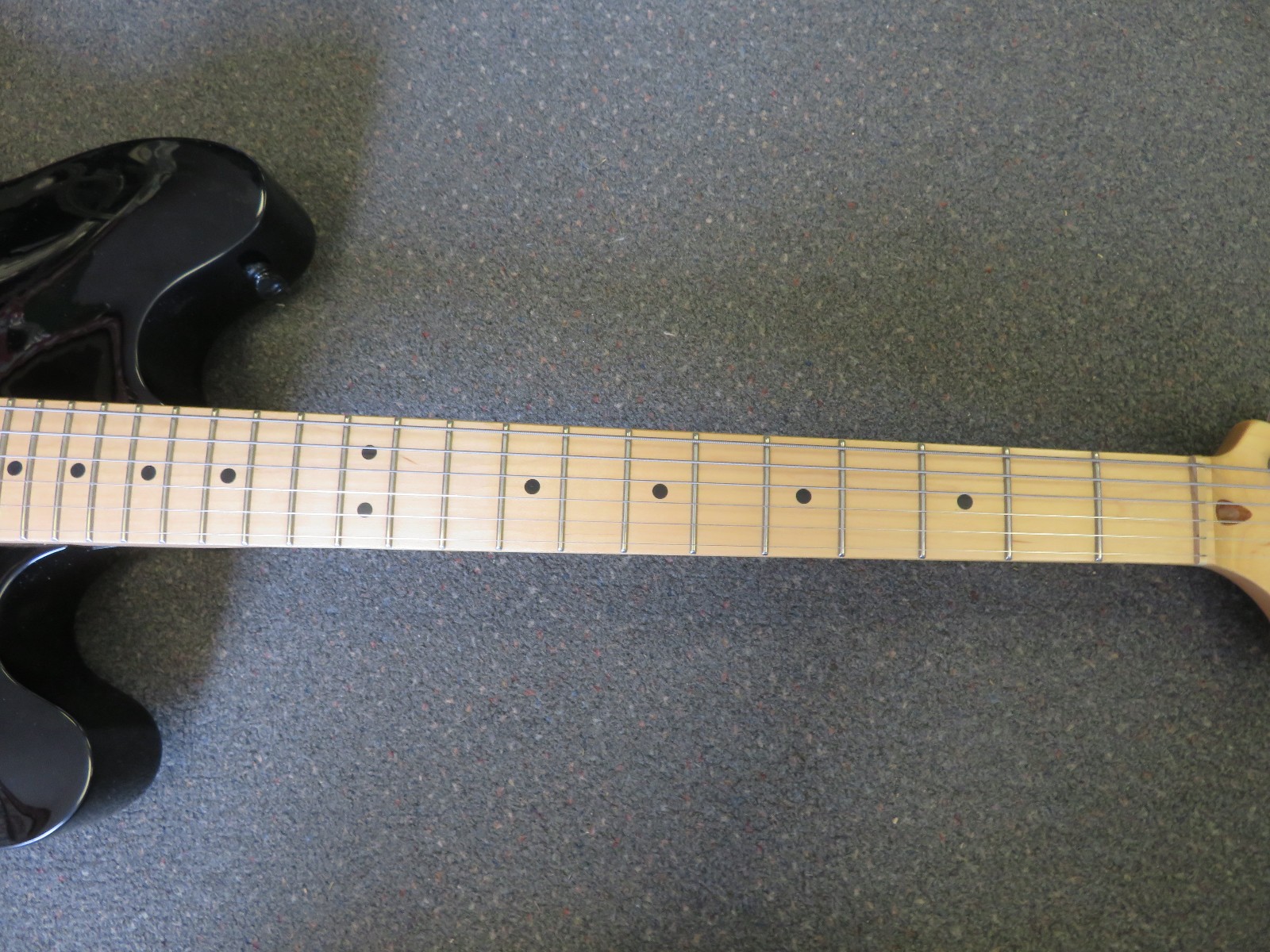 Black Fender Squier Starcaster Affinitiy Series Semi Hollow Body Electric Guitar