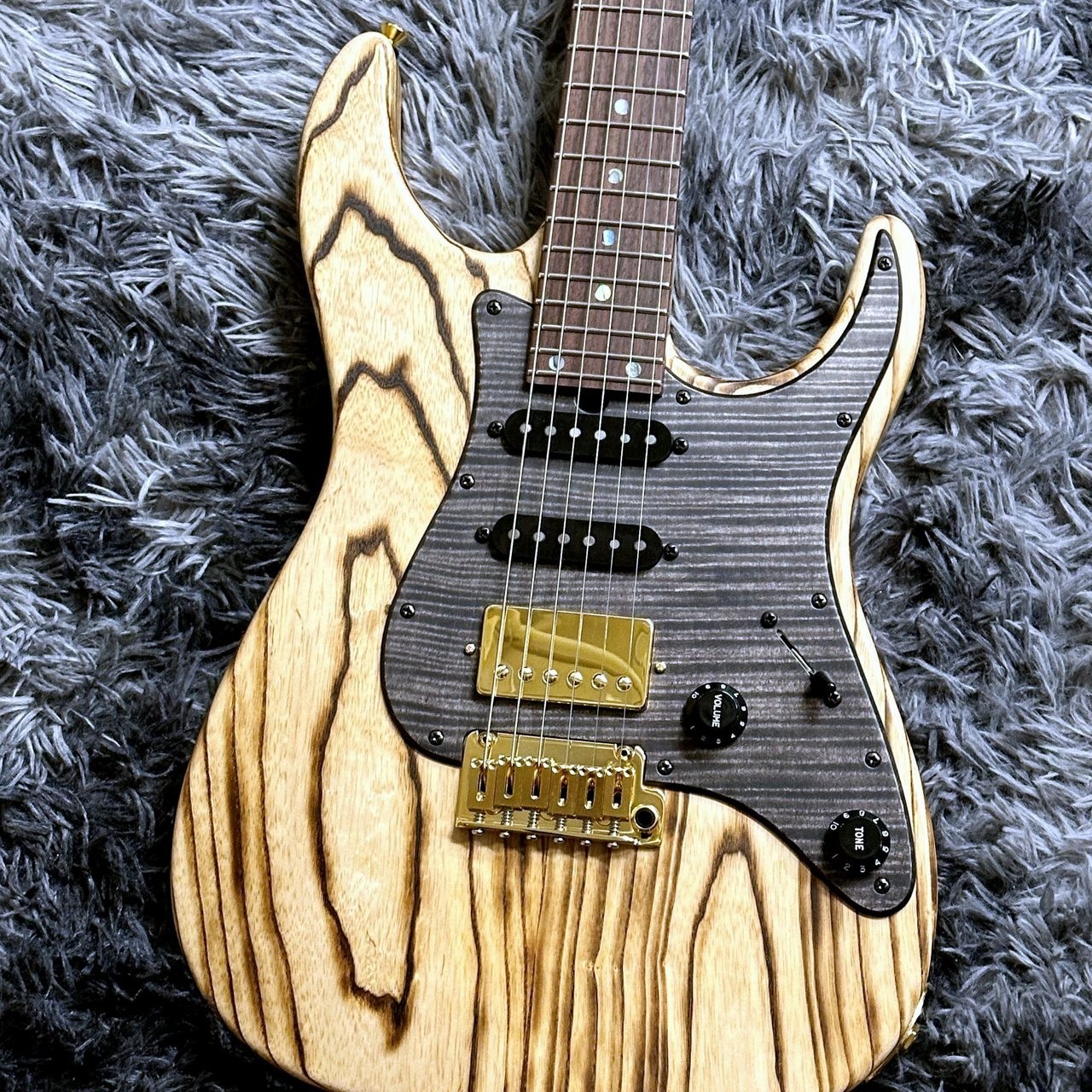 T’s Guitars / DST-Classic24 Ash Burner-Finished Electric Guitar Made in Japan