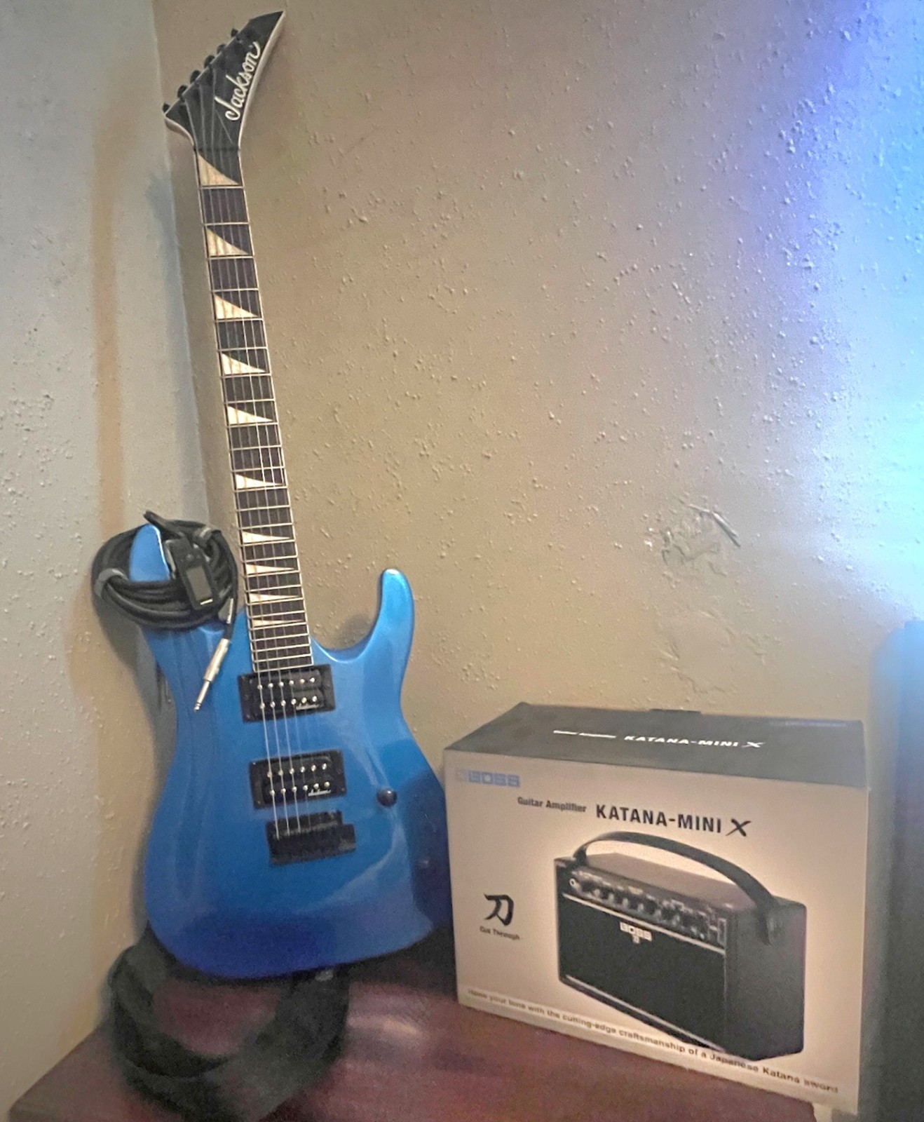 🎸 Jackson Electric Guitar + Boss Katana Mini X Amp – Ready to Play! 🎸