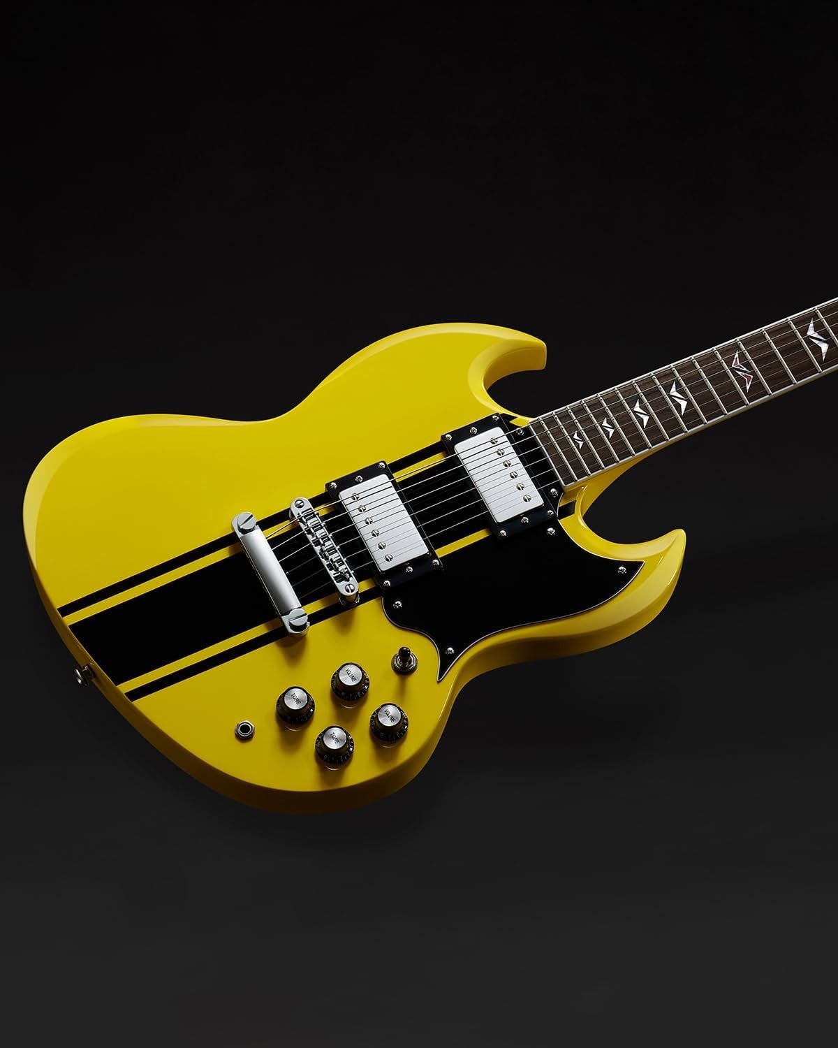 Stylish RACER Electric Guitar – Bone Nut, Mahogany