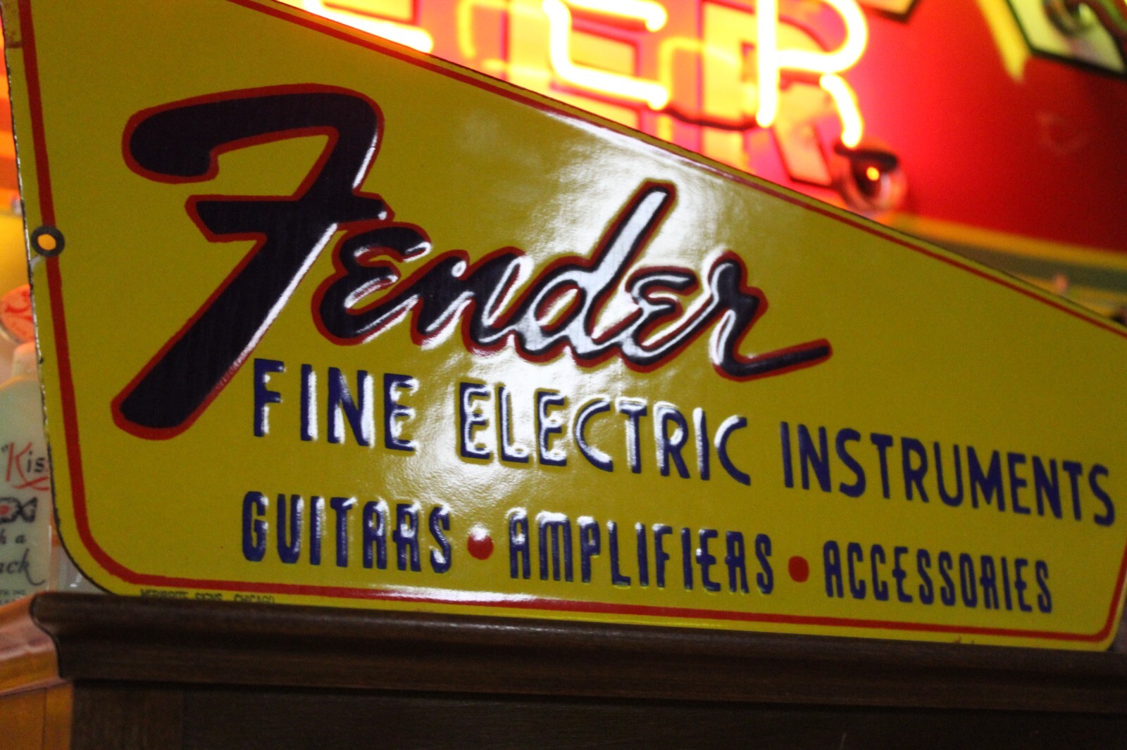 RARE LARGE FENDER GUITAR AUTHORIZED DEALER PORCELAIN METAL SIGN AMP ROCK BEATLES