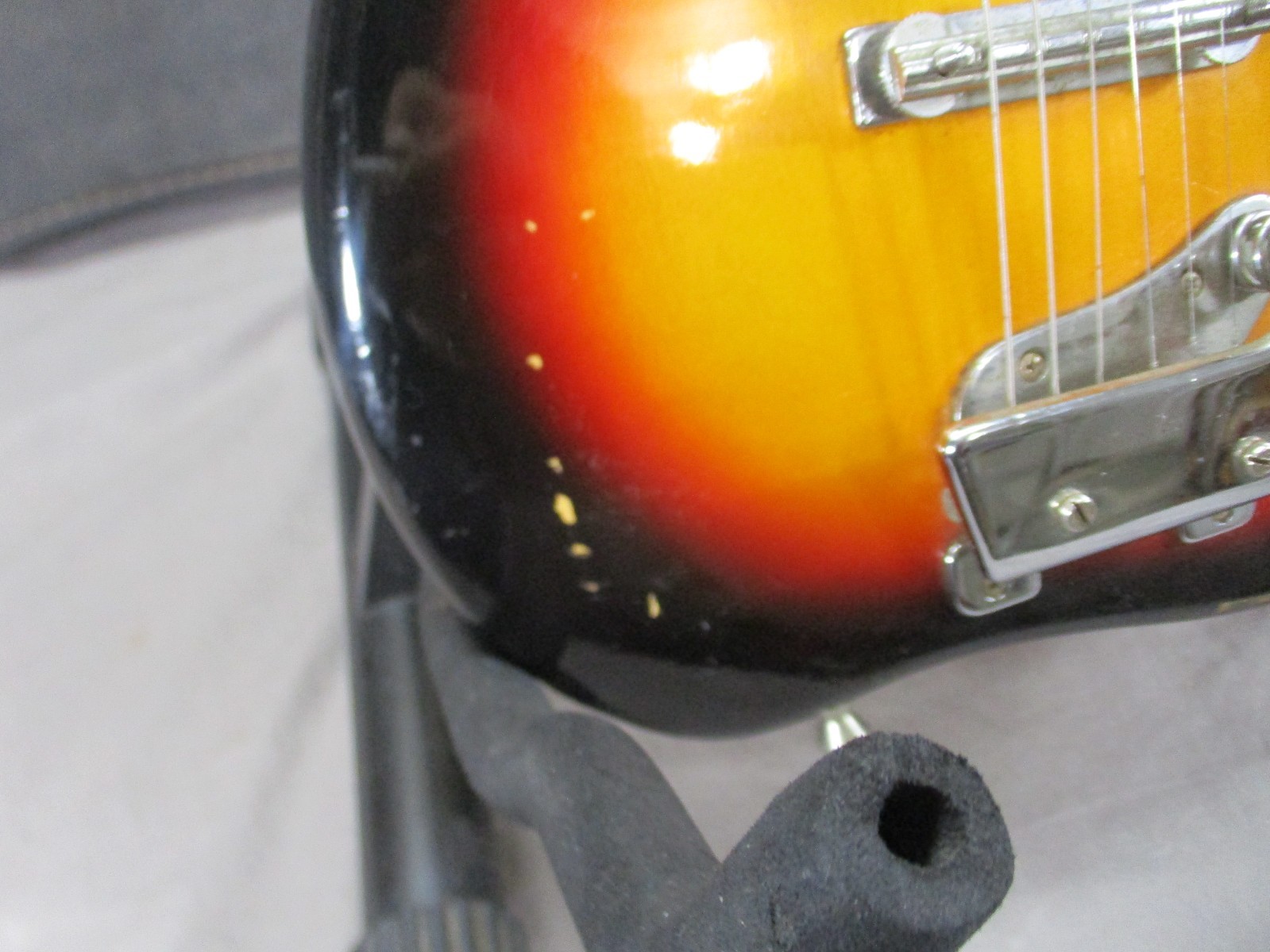 Vintage 1970’s Kay Teisco ET-200 Electric 6-String Guitar Sunburst with Whammy