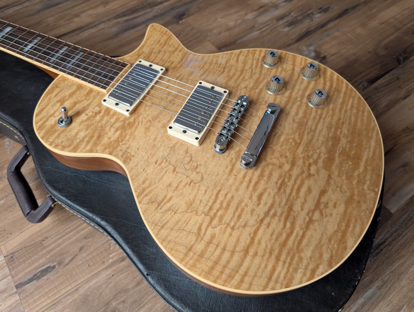 1998 Guild Bluesbird Electric Guitar Natural Flame Top Factory Duncan’s W/OHSC