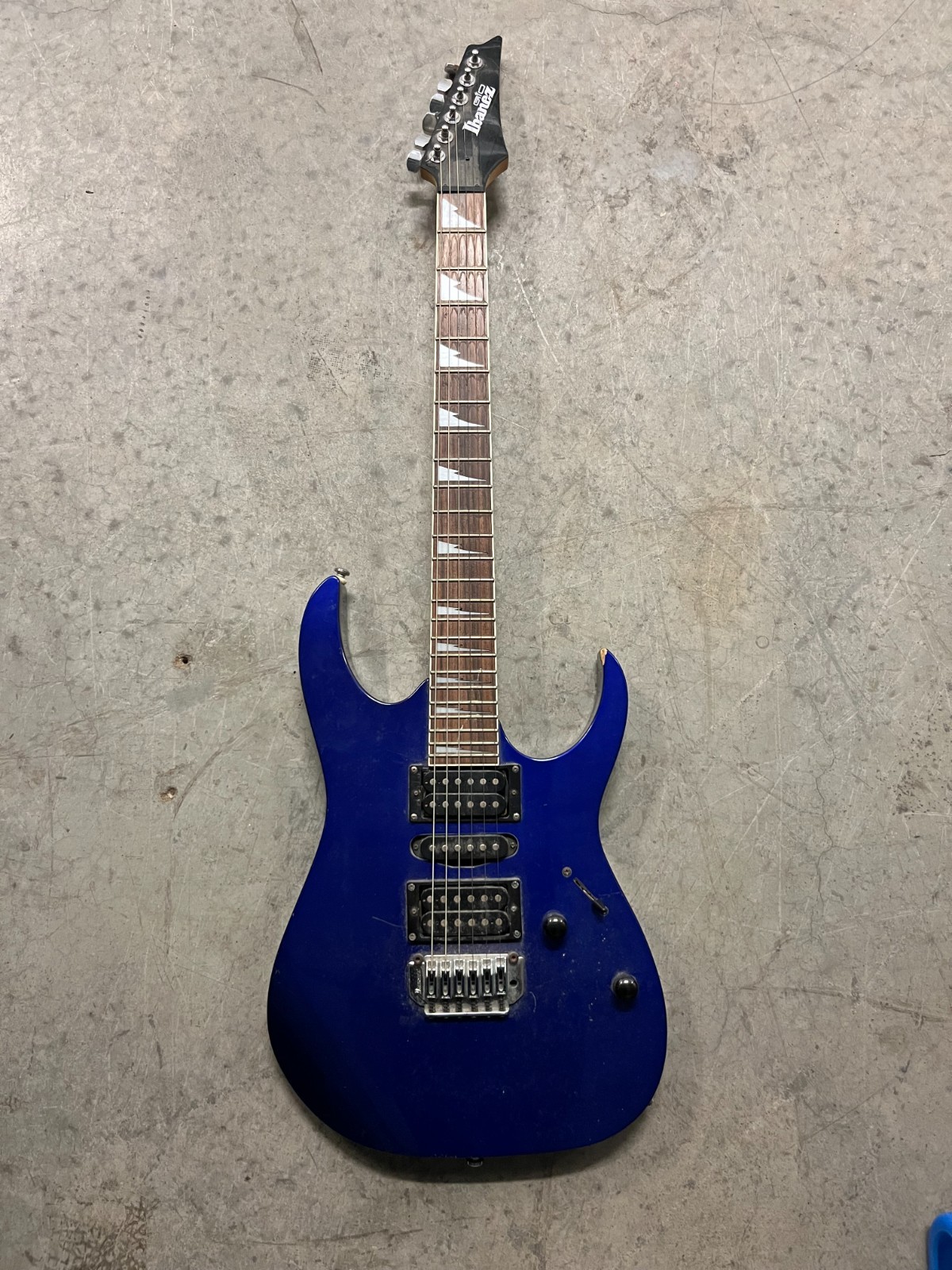 Ibanez GIO Series 6 String Electric Guitar – Blue