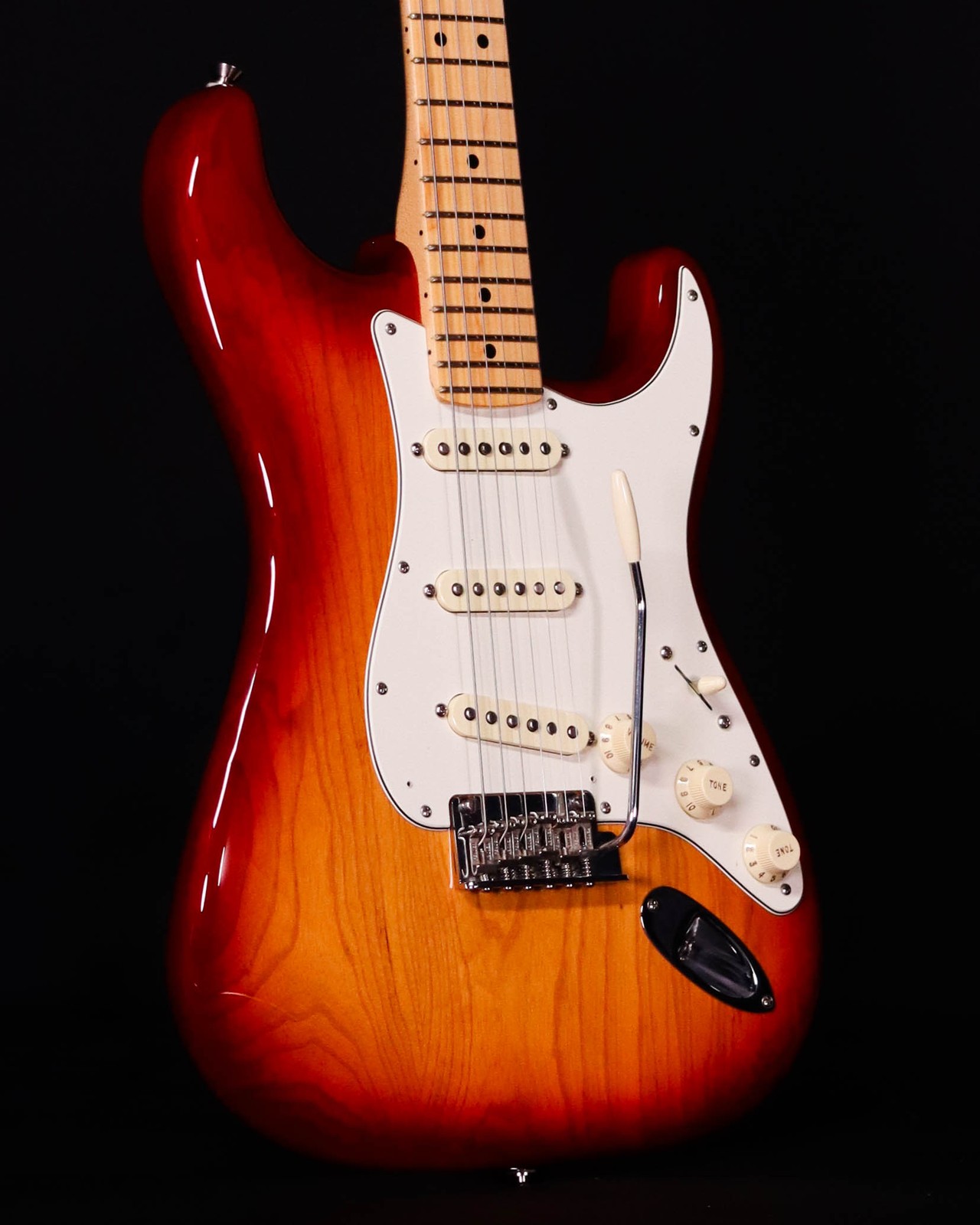 Fender American Professional Stratocaster Sienna Sunburst w/ HSC, 2016 – USED