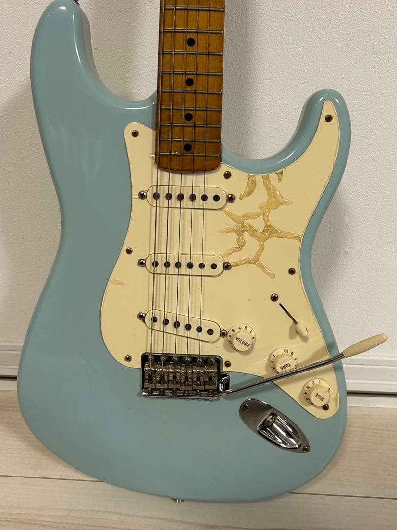 FENDER Stratocaster ’50s Mexico Electric Guitar with Strap & Hard Case