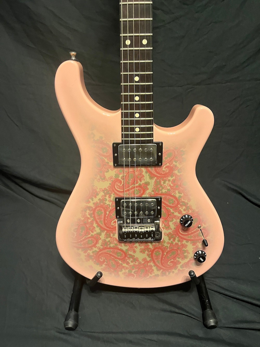 2025 Knaggs Severn T Buck in Pink Paisley-Bare Knuckles W/OHSC-MINT!