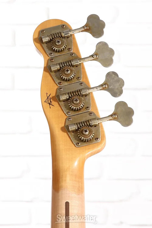 Fender Custom Shop 1956 Precision Bass Journeyman Relic – Aged Sonic Blue