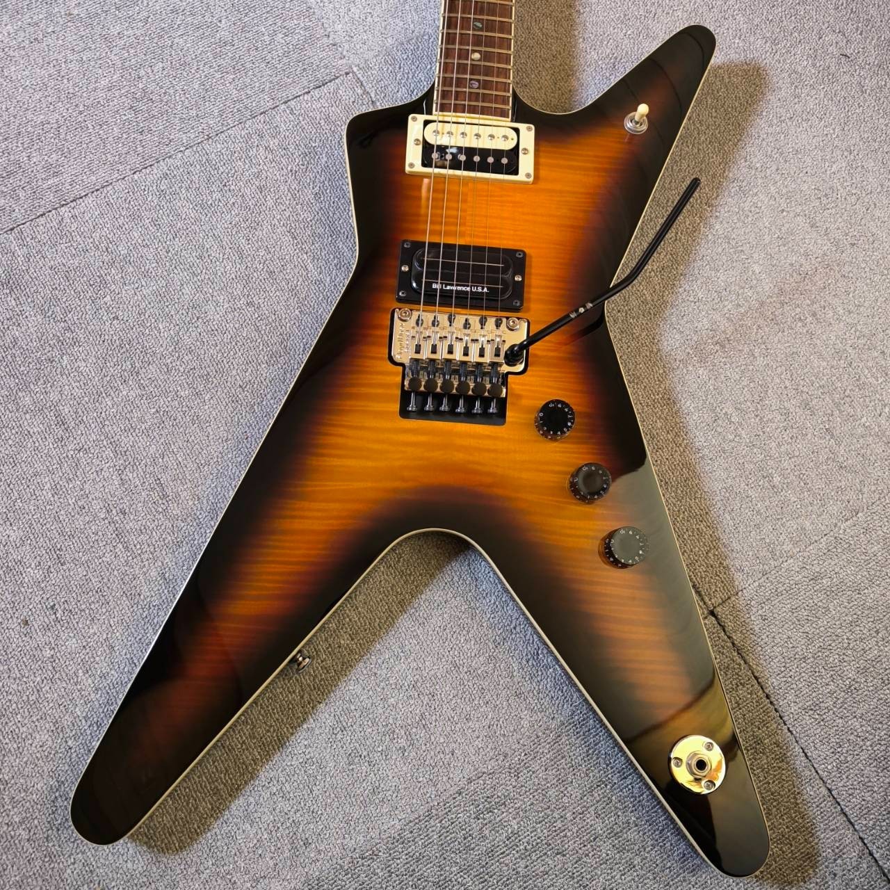 DEAN ML79 Dimebag Darrell Signature Dean From Hell Trans Brazilia Bill Lawrence