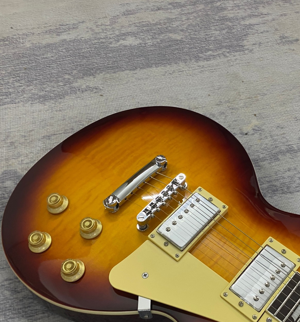 🔥Low Price Classics Solid Electric Guitar Warm Brown finish flame maple veneer