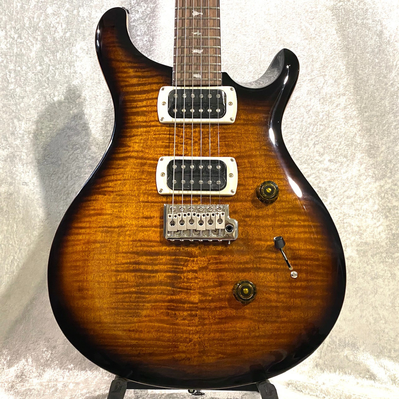 Paul Reed Smith (PRS) SE Custom24 – Black Gold Sunburst – #H085604 3.49kg 2025