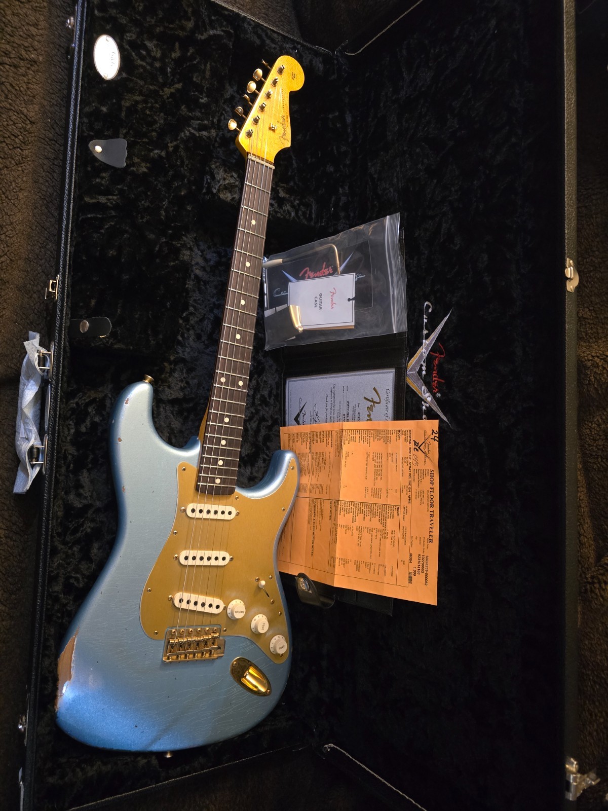Rare 2022 Fender Custom Shop 61′ Wildwood Spec Aged Firemist Silver/Anodize