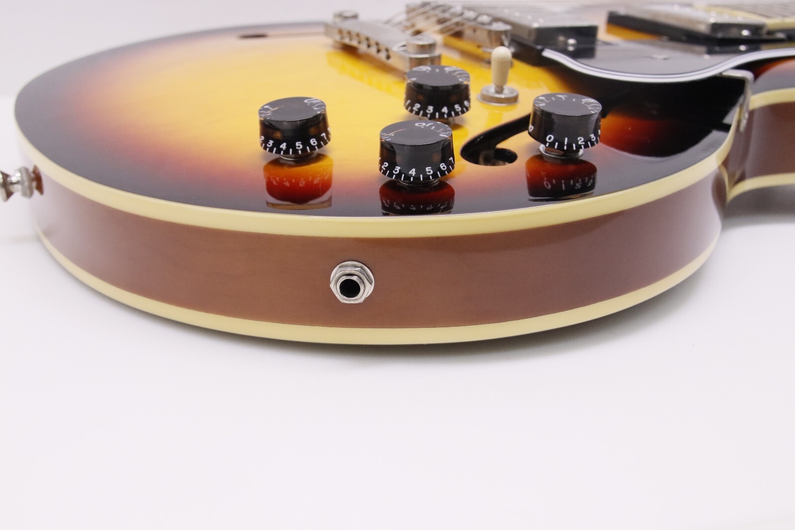 Epiphone ES-339 Semi-hollowbody Vintage Sunburst