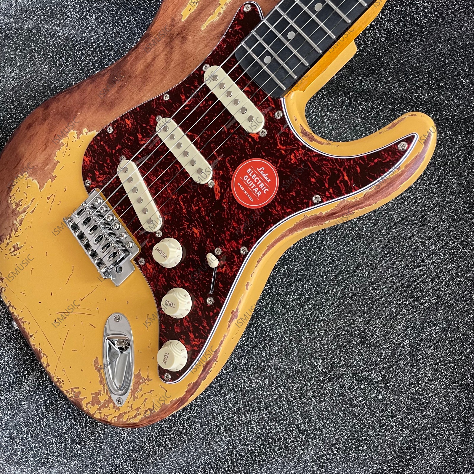 Aged Solid Body Electric Guitar Bone Nut Stainles Steel Rounded Fret Edge Yellow