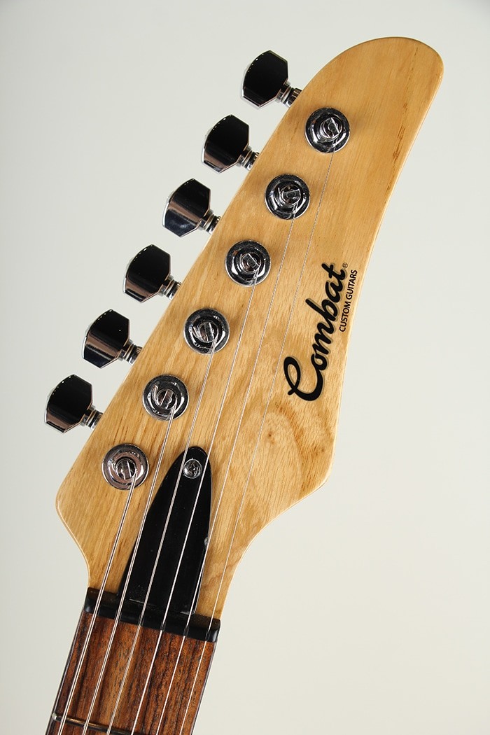 Combat ST-Warm Bolt-on Natural Used Ash body Maple fingerboard w/Soft case
